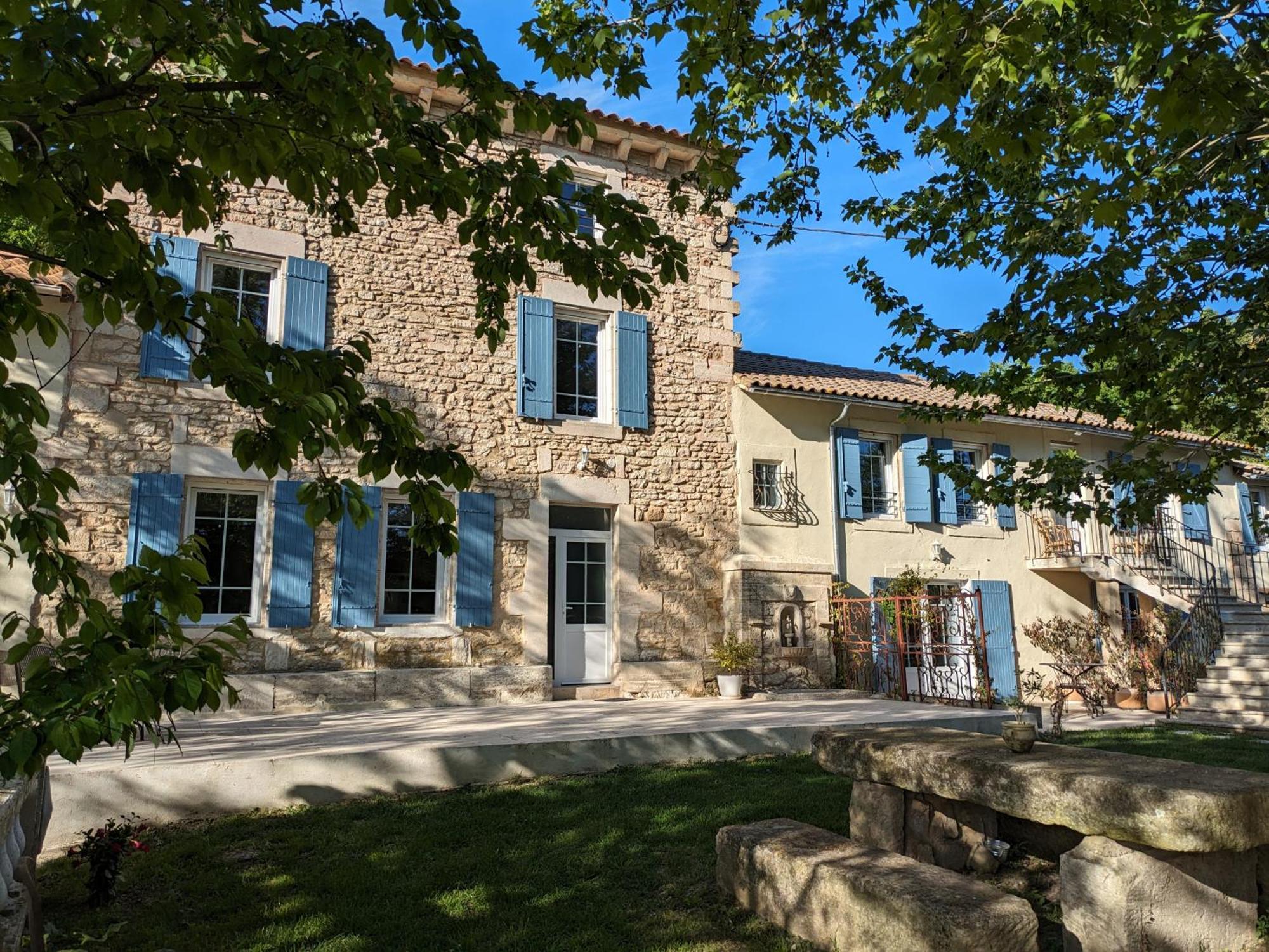 Mas De La Roule, 4 Studios, Piscine Chauffee, Spa, Parc 2 Ha, Pont D'avignon A Pied * Avignone